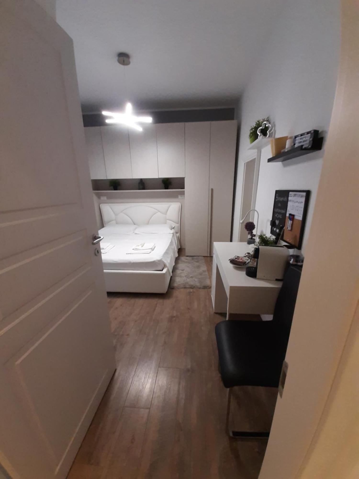 Deluxe Double Room Private Bathroom