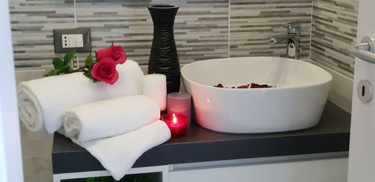 Camera Matrimoniale Deluxe con Bagno Privato